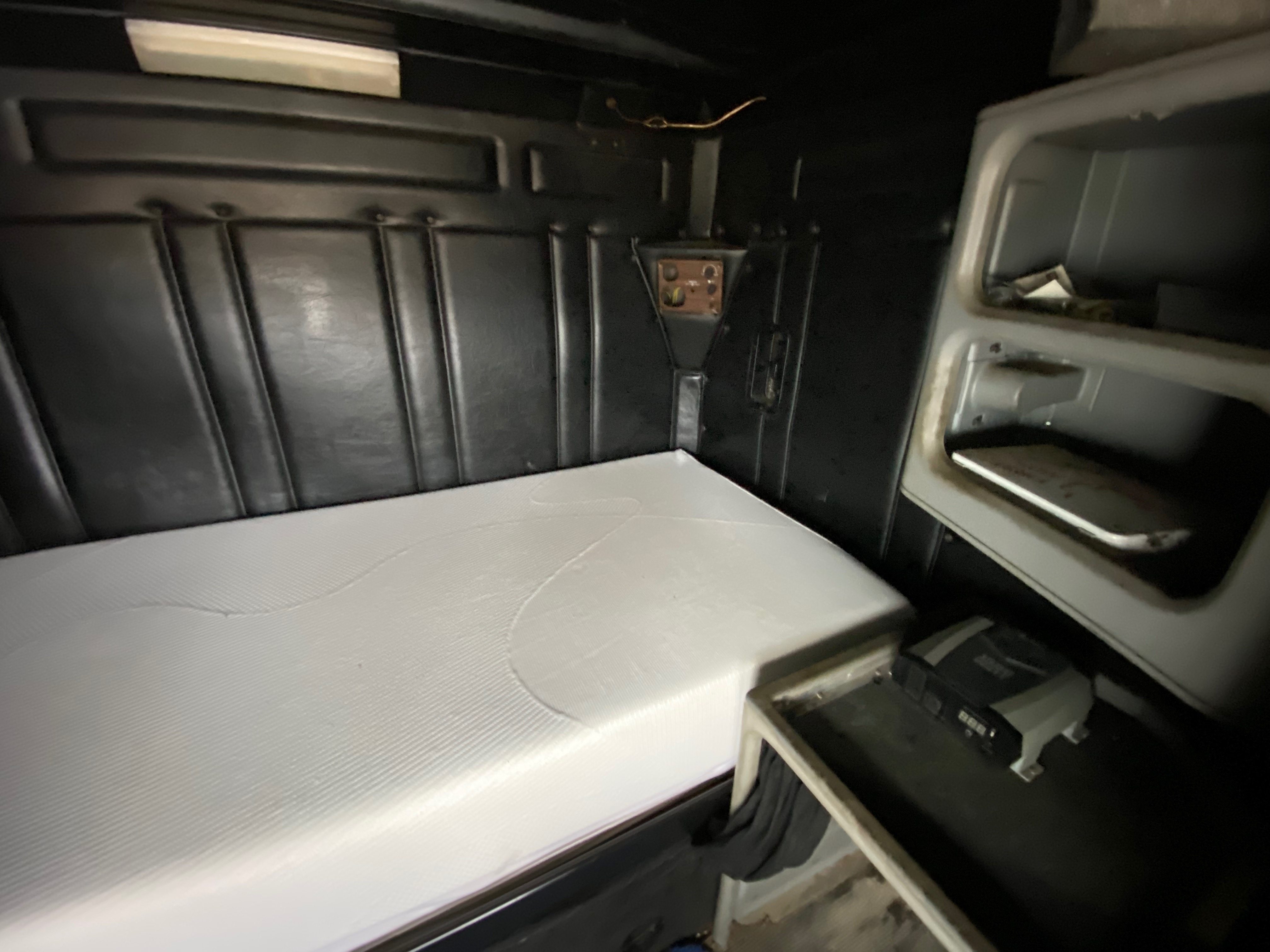 1996 FREIGHTLINER FLD120 - Image 16